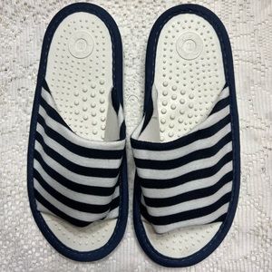 NEW HOME SLIPPER BLUE COLOUR